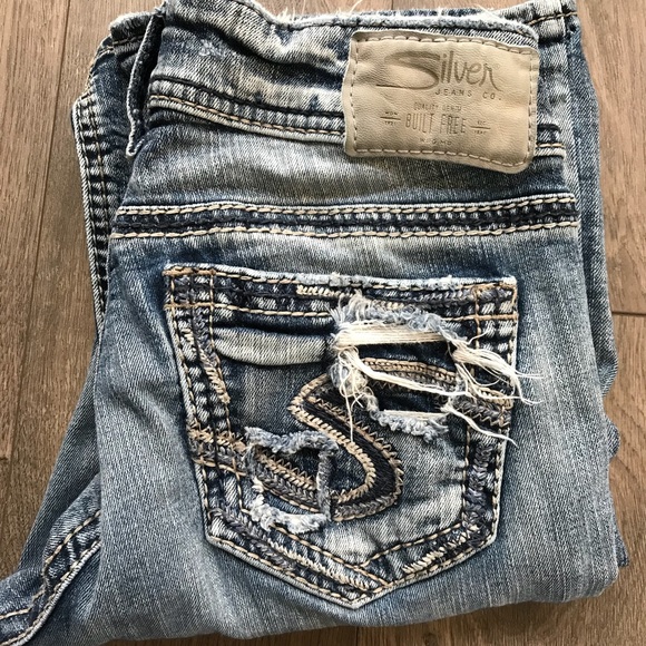 SOLD - Picture 3 of 4